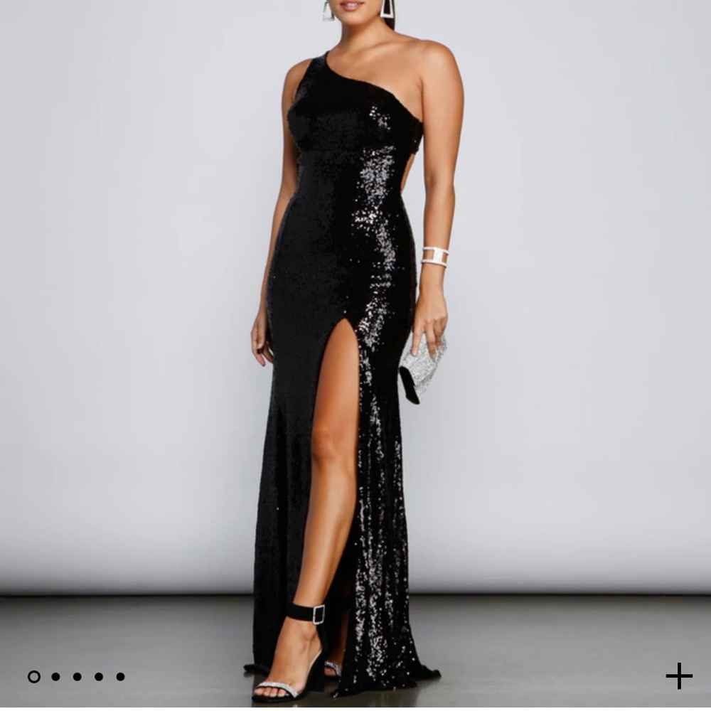 Windsor Black sequins gown